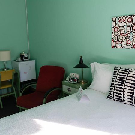 Holiday Music Motel Sturgeon Bay Buitenkant foto