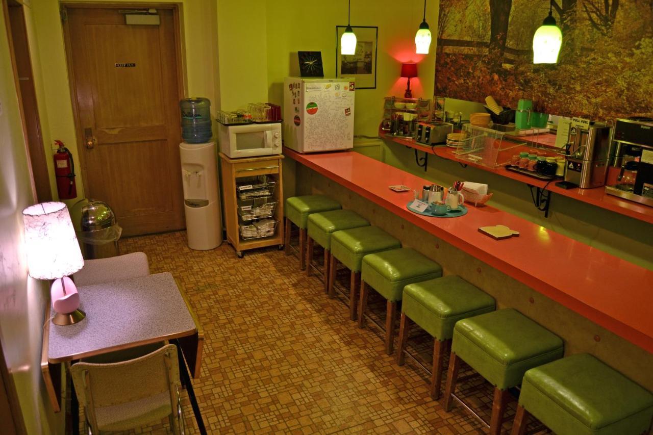 Holiday Music Motel Sturgeon Bay Buitenkant foto